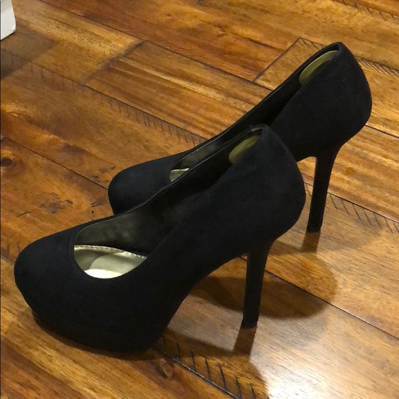 Black Velvet - Picture 2 of 3